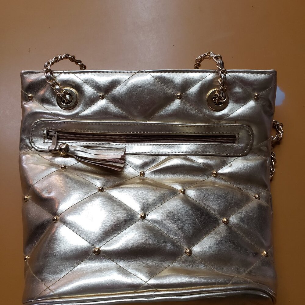 1990 Gold purse and matching flip flops